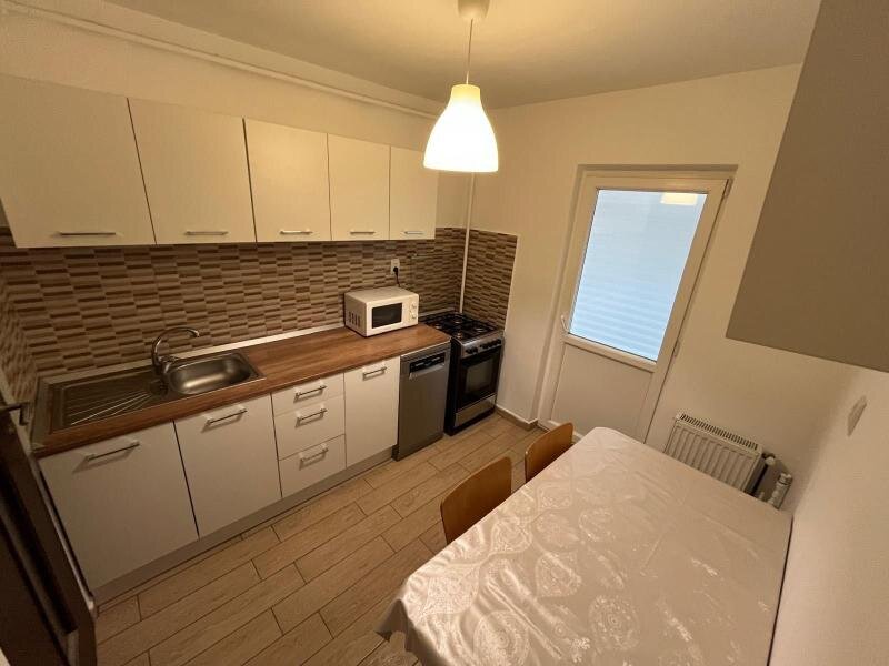 Crangasi, apartament 2 camere de inchiriat.